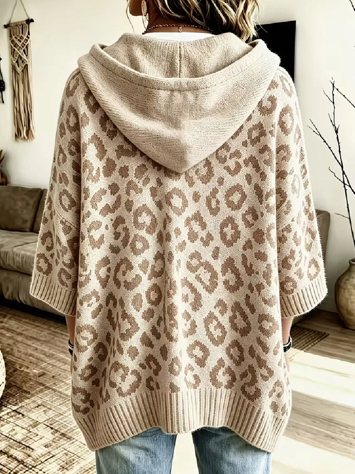 Jocasta - Oversize-Strickhoodie mit Leopard-Print