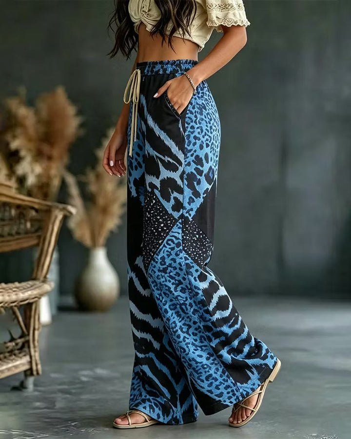 Elfrida - weiche, weit geschnittene Patchwork-Hose mit Leopardenmuster