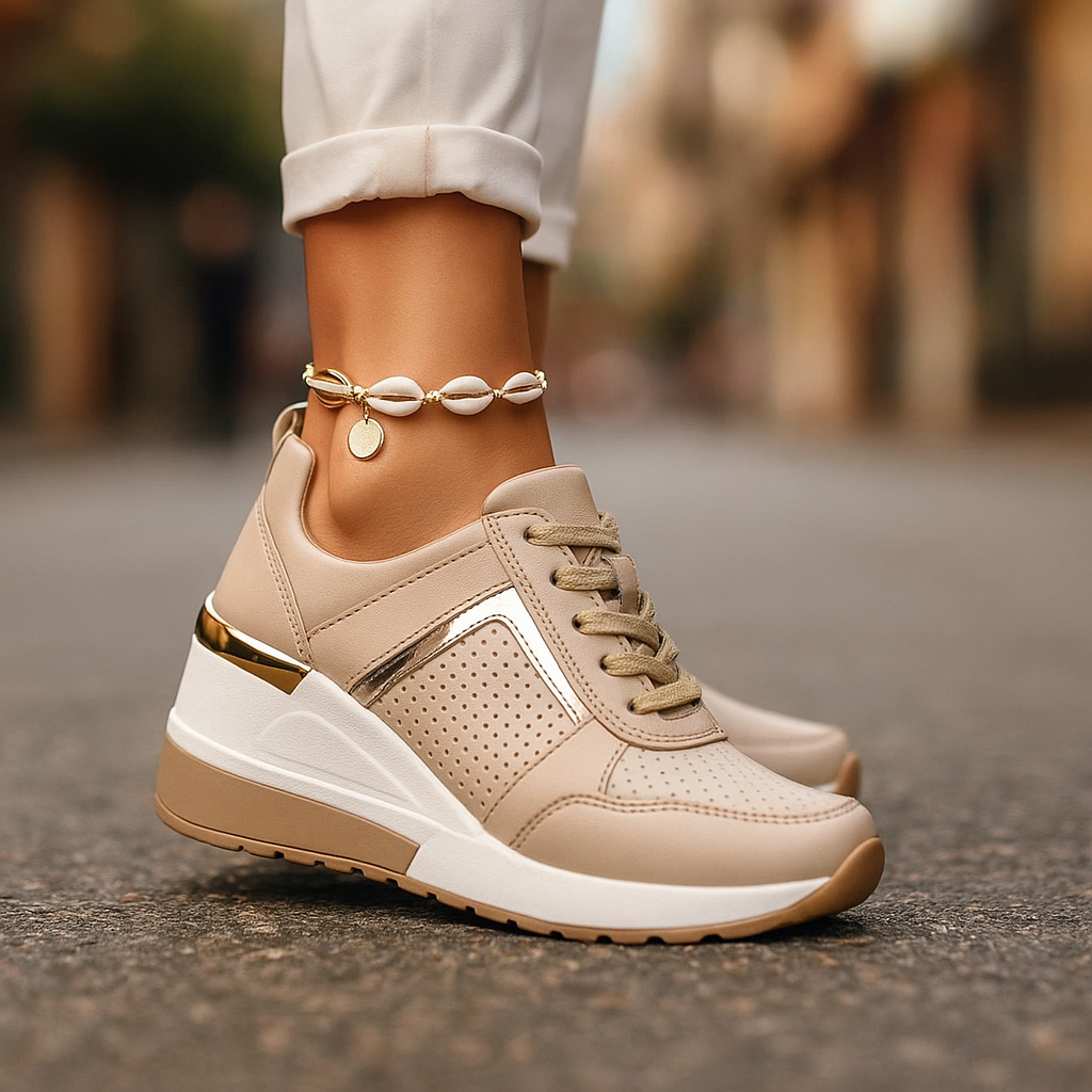 Veranique - Gepolsterte Keil-Sneaker