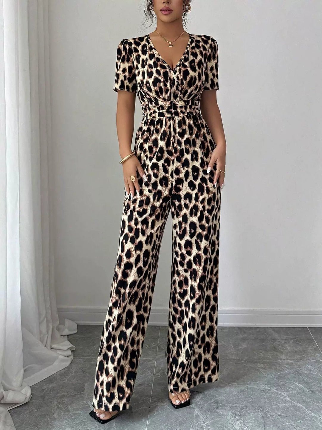 Eveliora - Eleganter Jumpsuit im Tierdruck