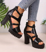 Elestine - Skulpturale Gladiatorensandalen mit Plateau