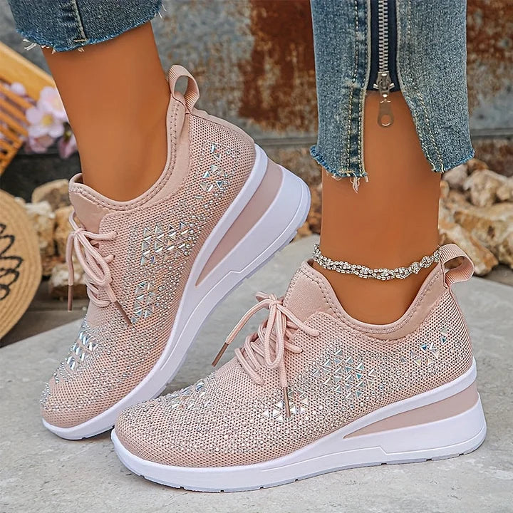 Lilia - mit Strass besetzte Keilsneaker