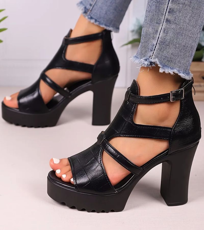 Elestine - Skulpturale Gladiatorensandalen mit Plateau
