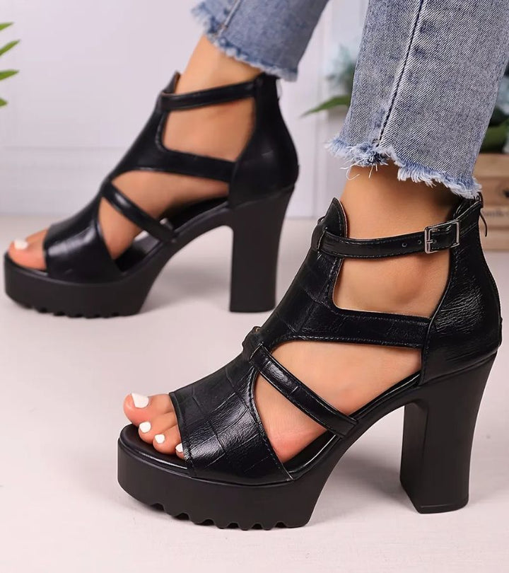 Elestine - Skulpturale Gladiatorensandalen mit Plateau