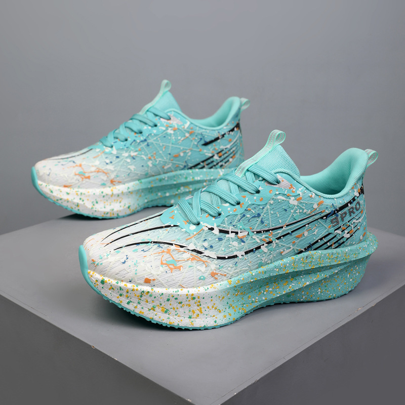 Elowynne - vortriebsstarke Marathon-Laufschuhe