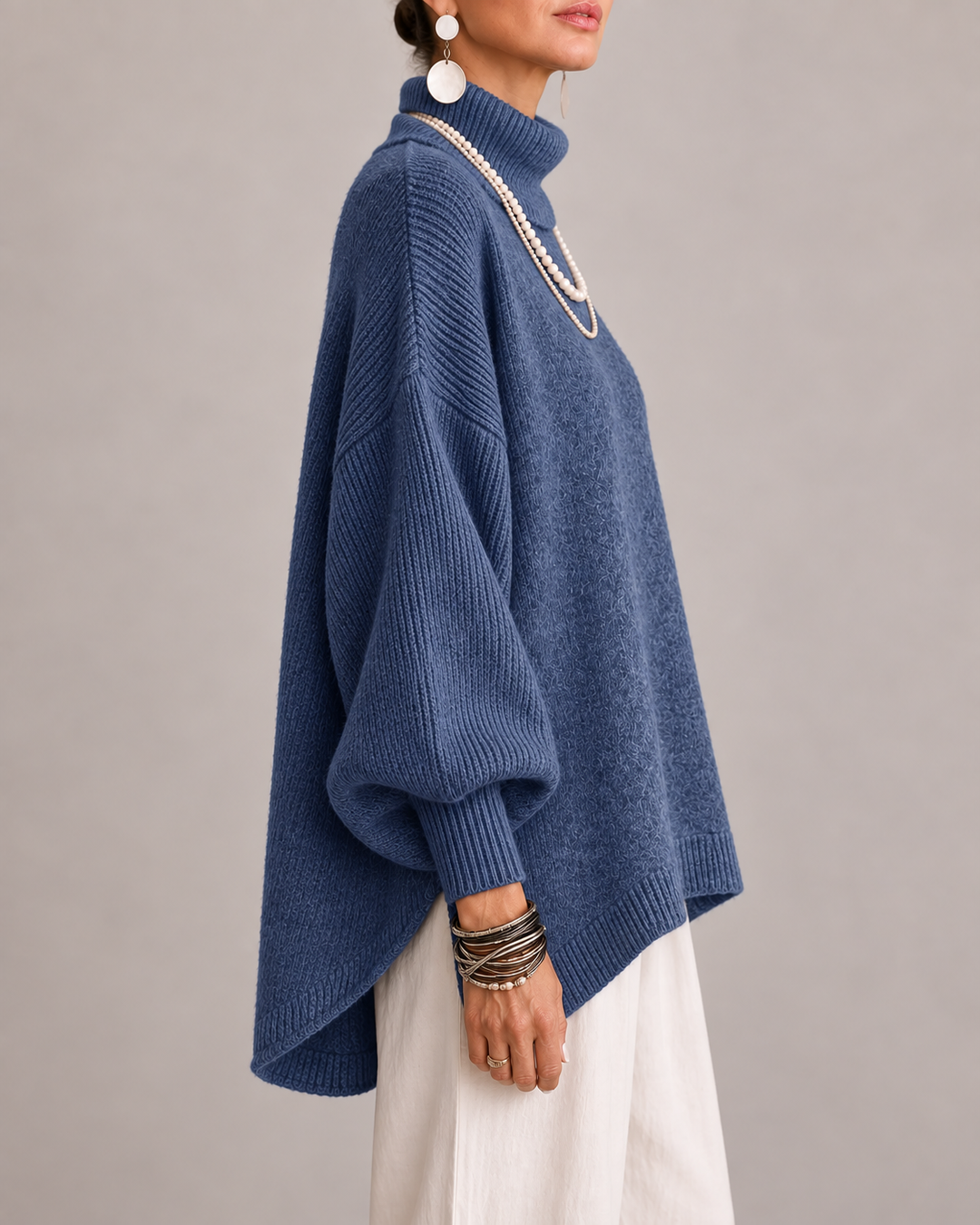 Sorcha - Lässig drapierter Rollkragenpullover