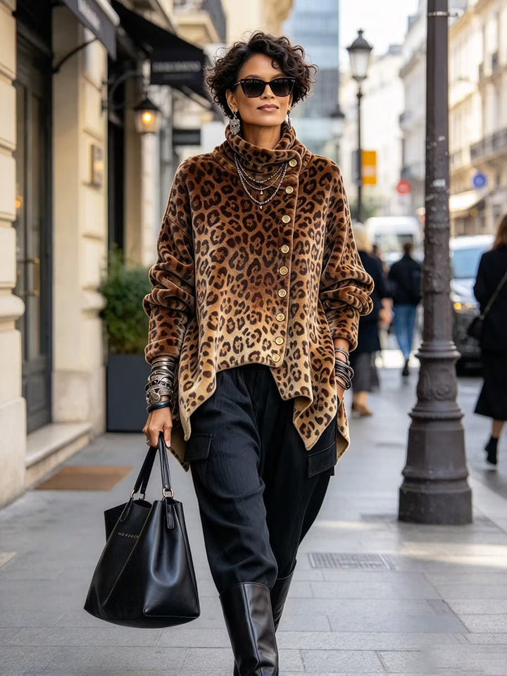 Cilla - Pullover mit Leopardenmuster und hohem Kragen