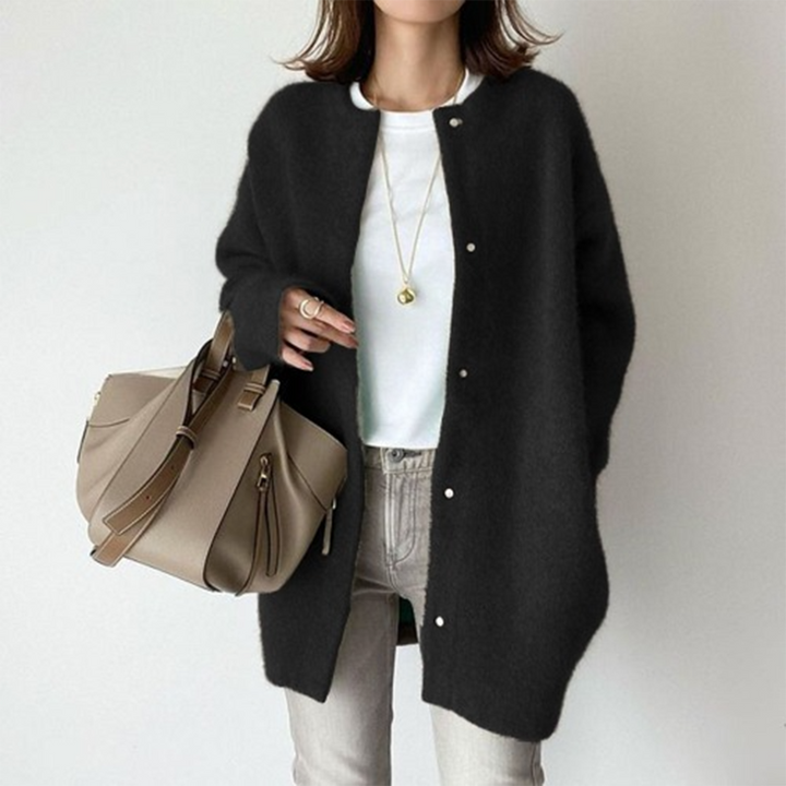 Avenique - Weichgriffige Longline-Strickjacke