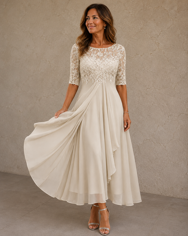 Esteline - Weiches Anlasskleid