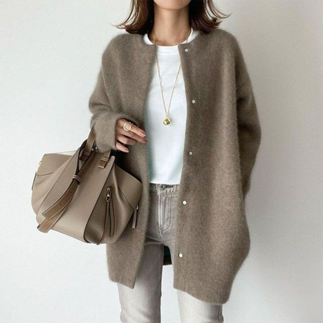 Avenique - Weichgriffige Longline-Strickjacke