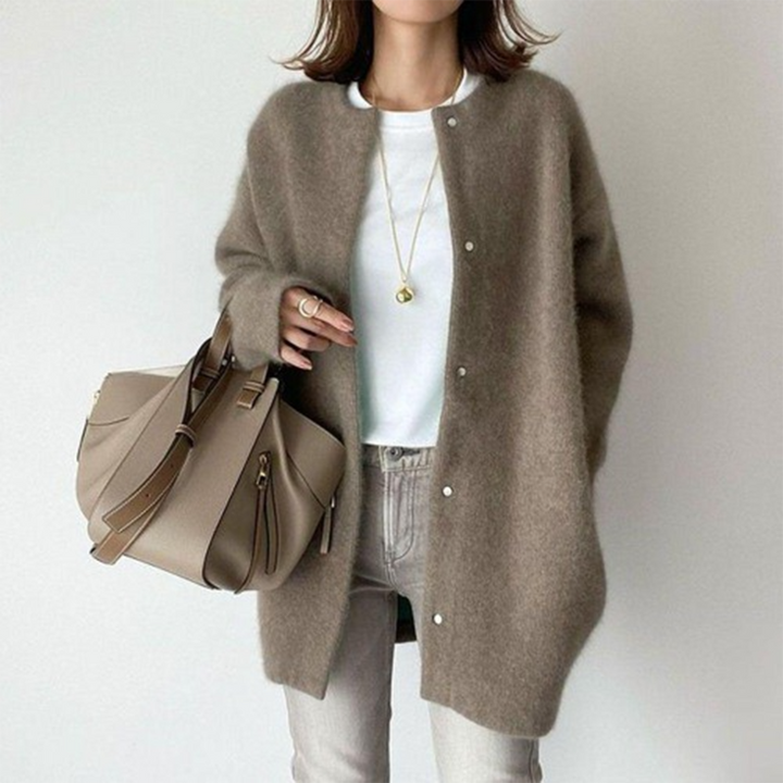 Avenique - Weichgriffige Longline-Strickjacke