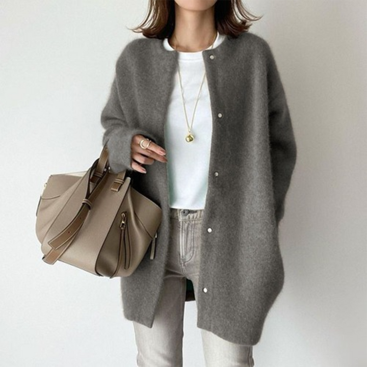 Avenique - Weichgriffige Longline-Strickjacke
