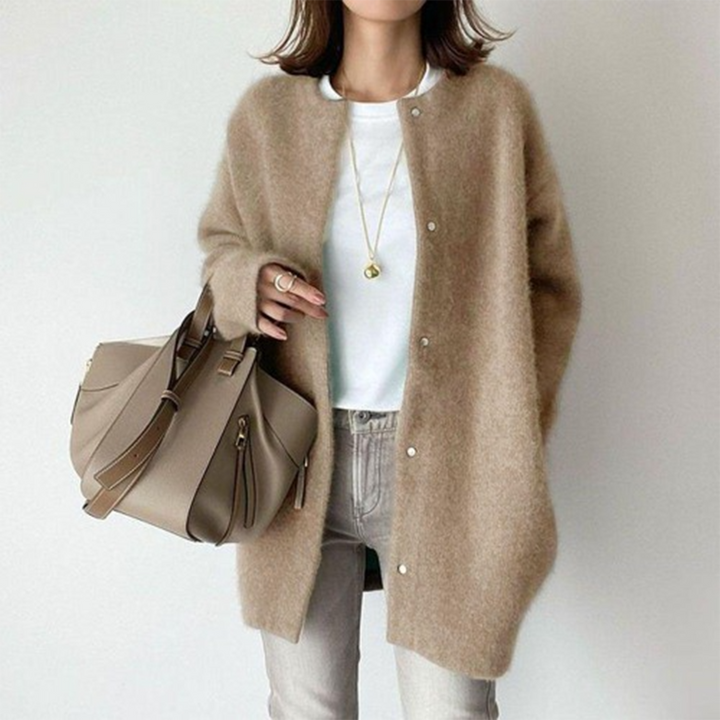 Avenique - Weichgriffige Longline-Strickjacke