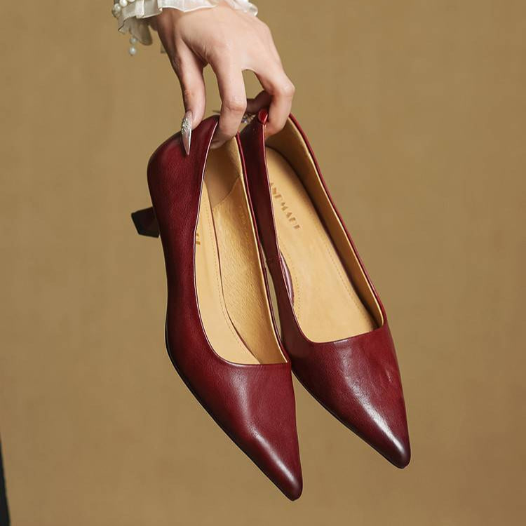 Serelina - Elegante Pumps mit spitzer Zehenpartie und Kitten-Heel