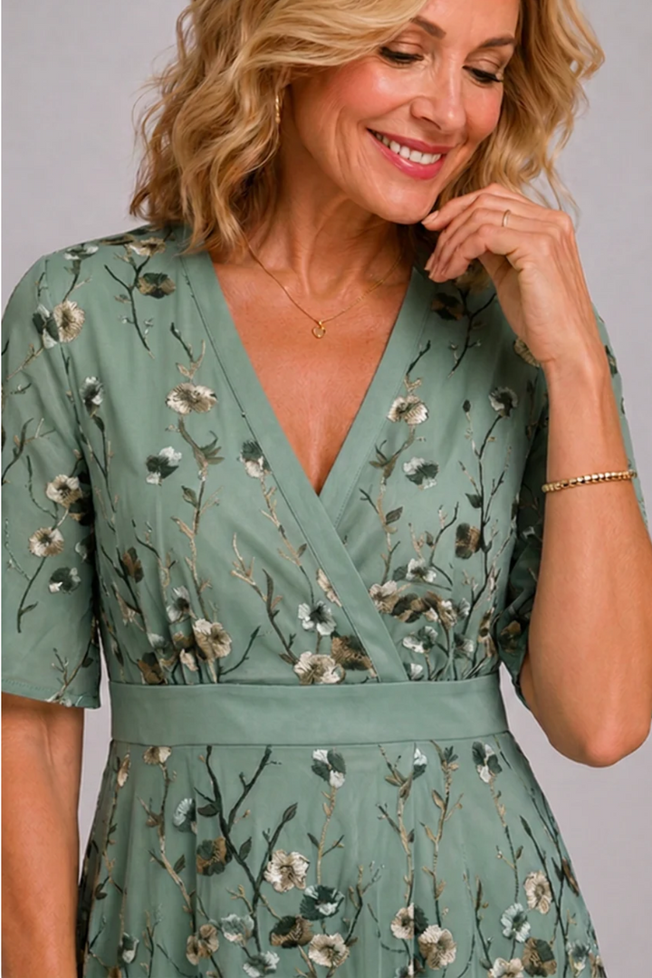 Adaline - Florales Softtouch-Midikleid