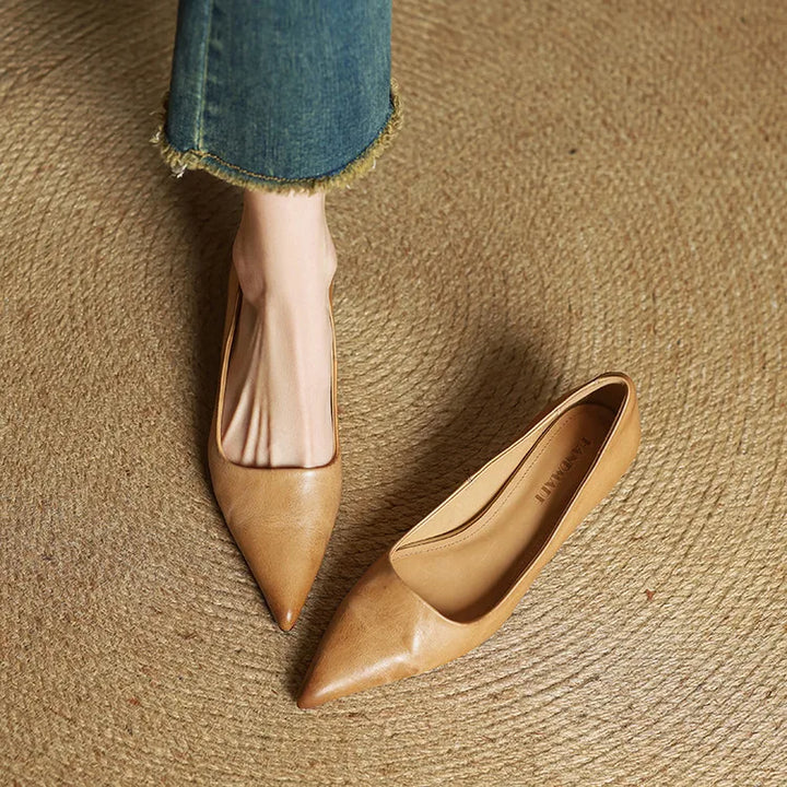 Serelina - Elegante Pumps mit spitzer Zehenpartie und Kitten-Heel