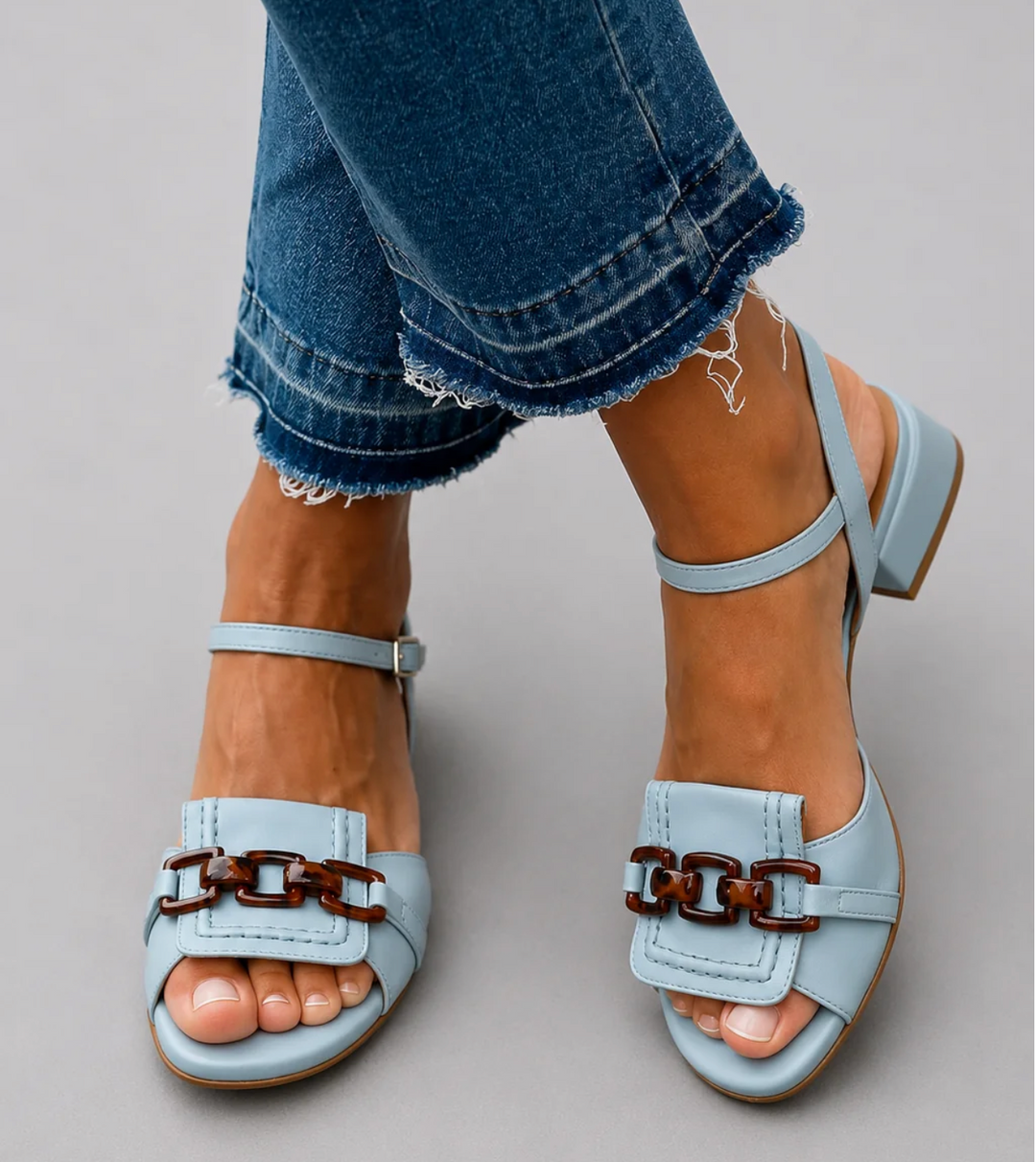 Elissora - Raffinierte Sandalette mit niedrigem Absatz