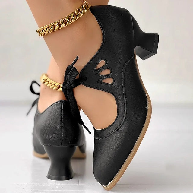 Veralyn - Vintage Kitten-Heels zum Schnüren