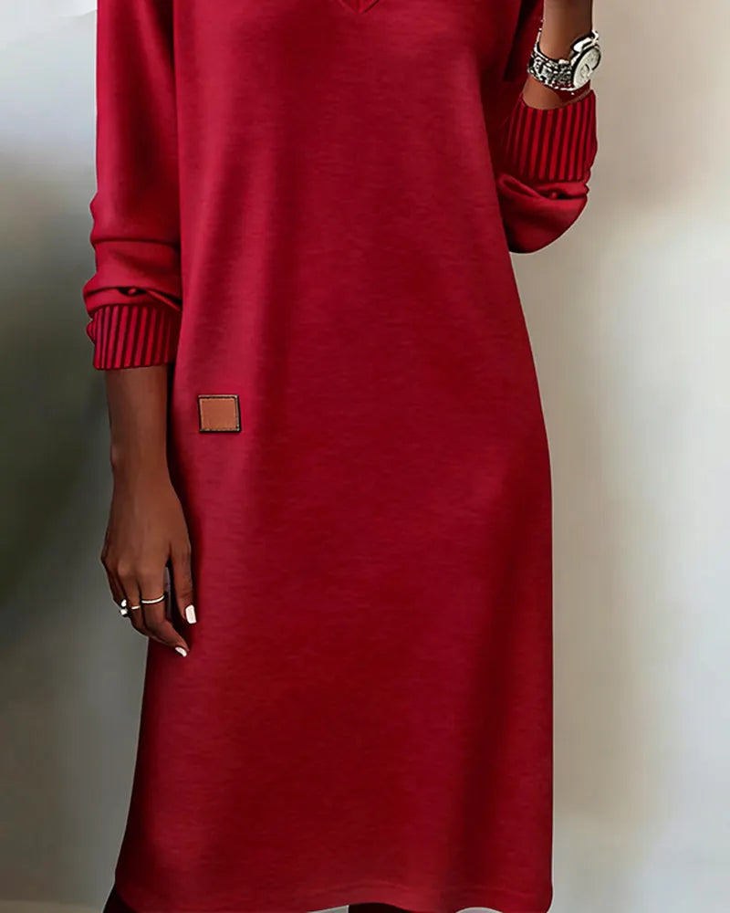Galenique - Lässiges Strickkleid mit V-Ausschnitt