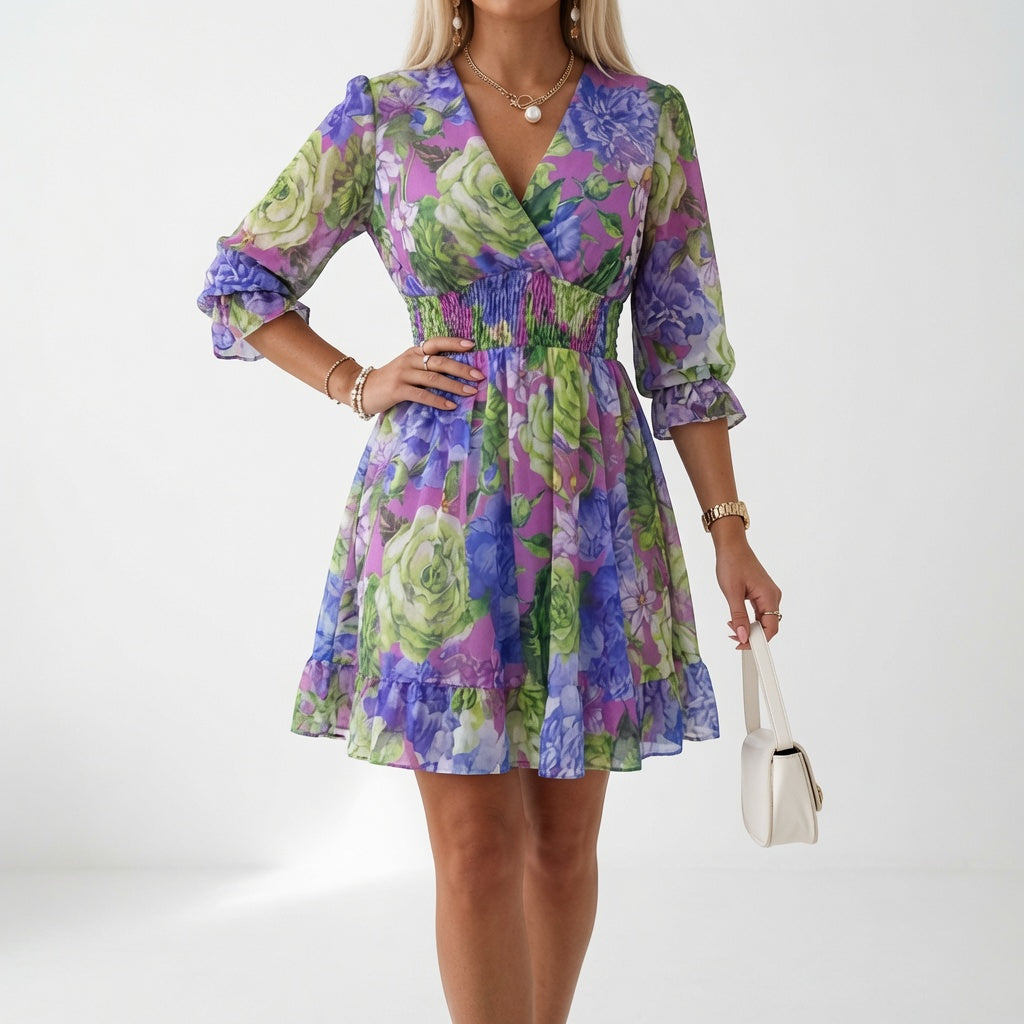 Maelona - Weiches, floral gemustertes, gerafftes Minikleid