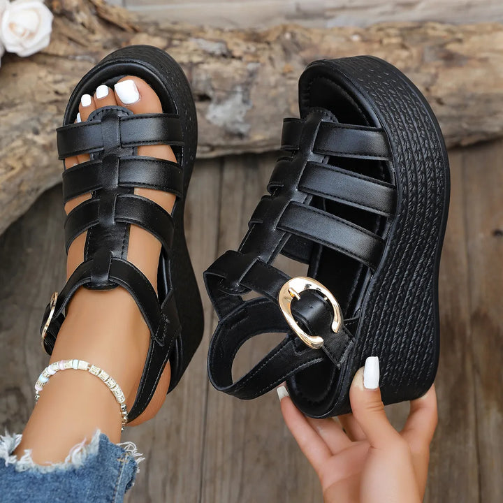 Isabeau - gepolsterte Keilsandalen