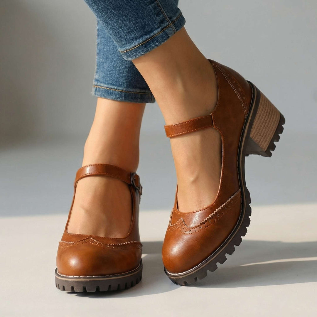 Ilyra - Riemchensandalen mit Blockabsatz