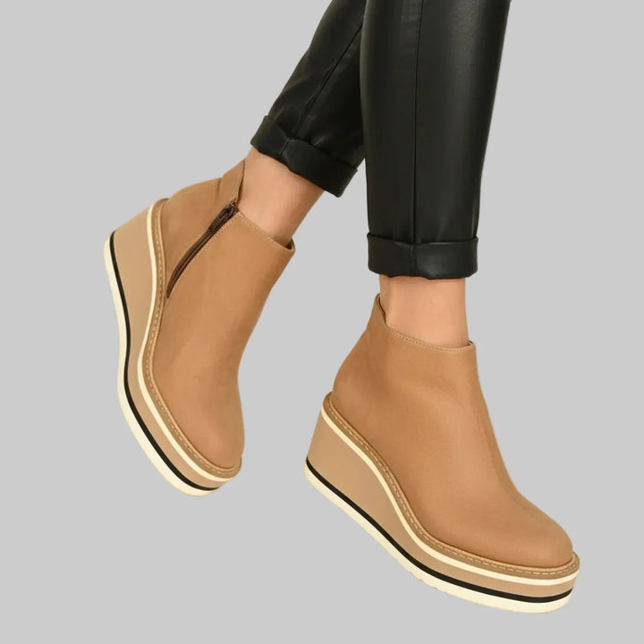 Fayloria - Komfort-Passform Keilabsatz-Stiefeletten
