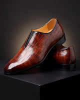 Denton - Patinierte Slip-on-Loafer mit Kroko-Prägung