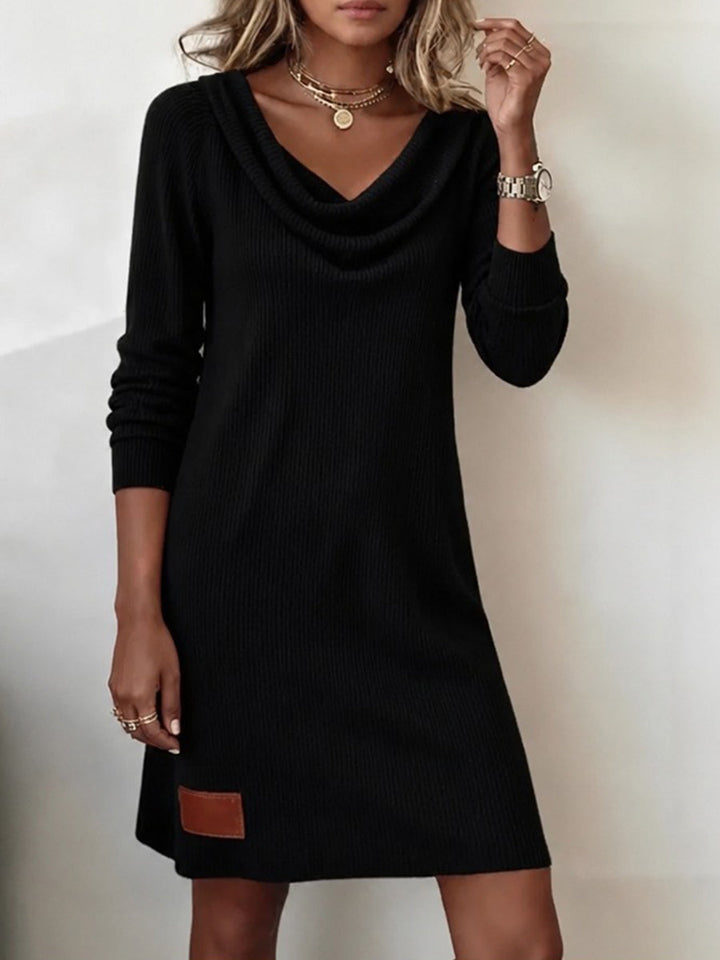 Avena - Gestreiftes Kleid mit Wasserfallausschnitt