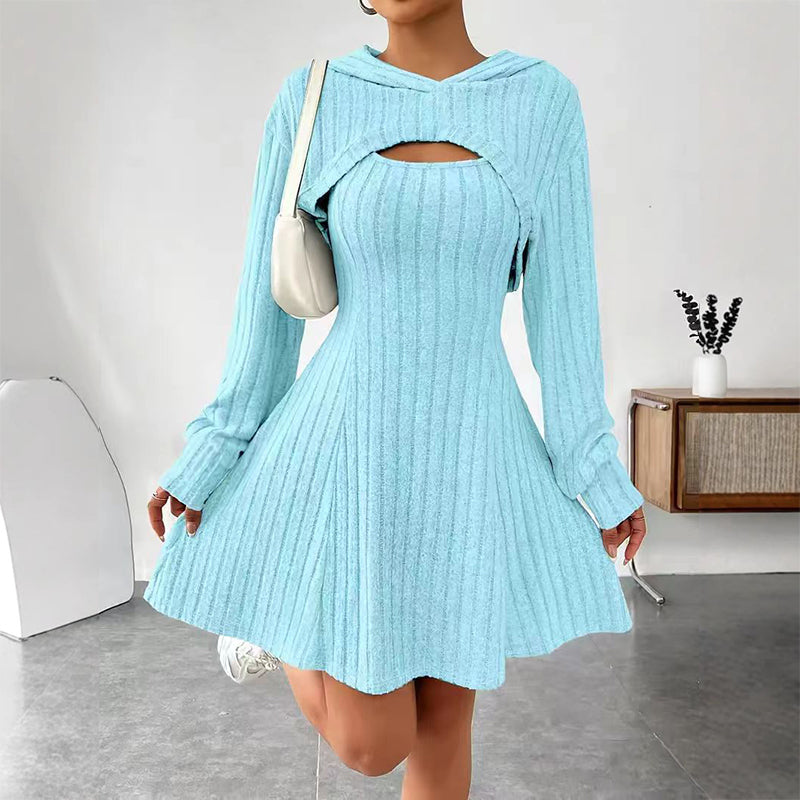 Mirellia - Strick-Minikleid mit Kapuze und Cut-outs