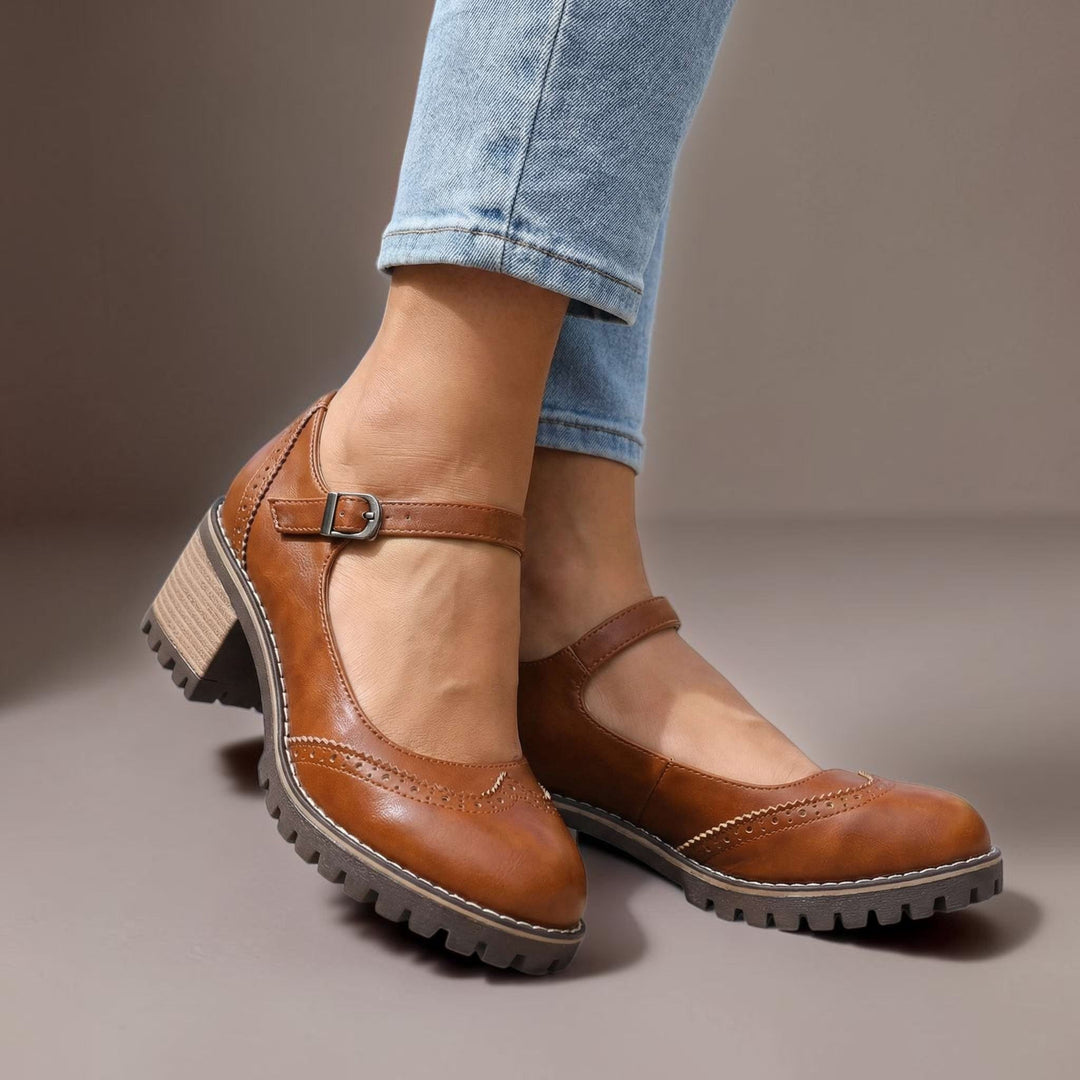 Ilyra - Riemchensandalen mit Blockabsatz